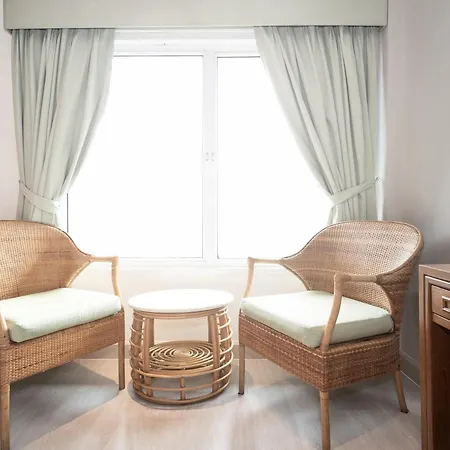 Baan Sukhumvit Soi 18 Hotel