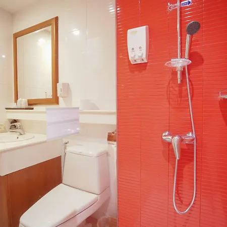 Baan Sukhumvit Soi 18